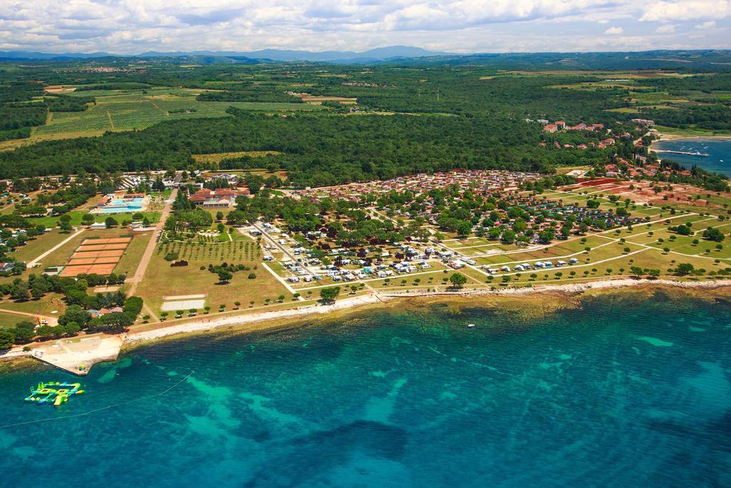 Mobile Homes Premium Vista Mare Park Umag By Camp4You Eksteriør billede