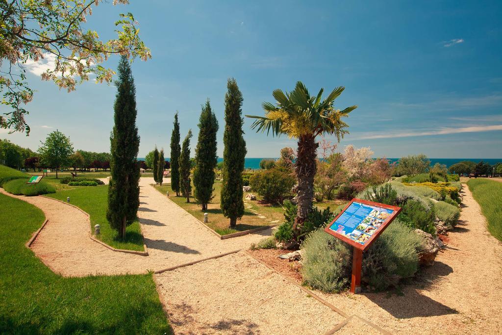 Mobile Homes Premium Vista Mare Park Umag By Camp4You Eksteriør billede