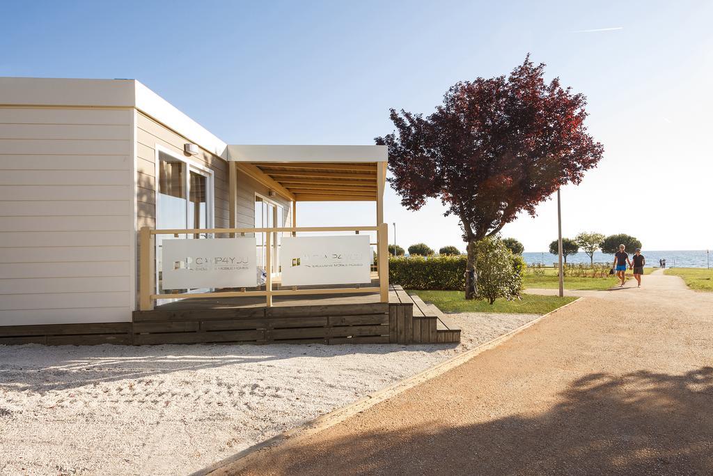 Mobile Homes Premium Vista Mare Park Umag By Camp4You Eksteriør billede